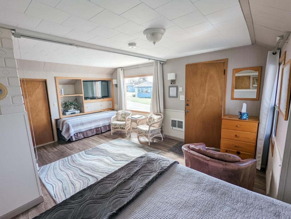 Juan De Fuca Waterfront Hotel & Cottages Sequim Eksteriør bilde