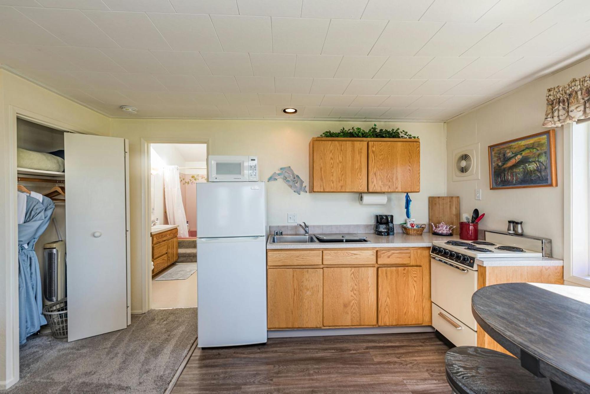 Juan De Fuca Waterfront Hotel & Cottages Sequim Eksteriør bilde