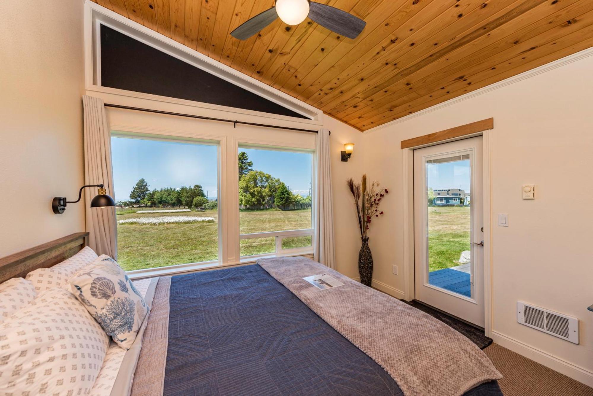 Juan De Fuca Waterfront Hotel & Cottages Sequim Eksteriør bilde