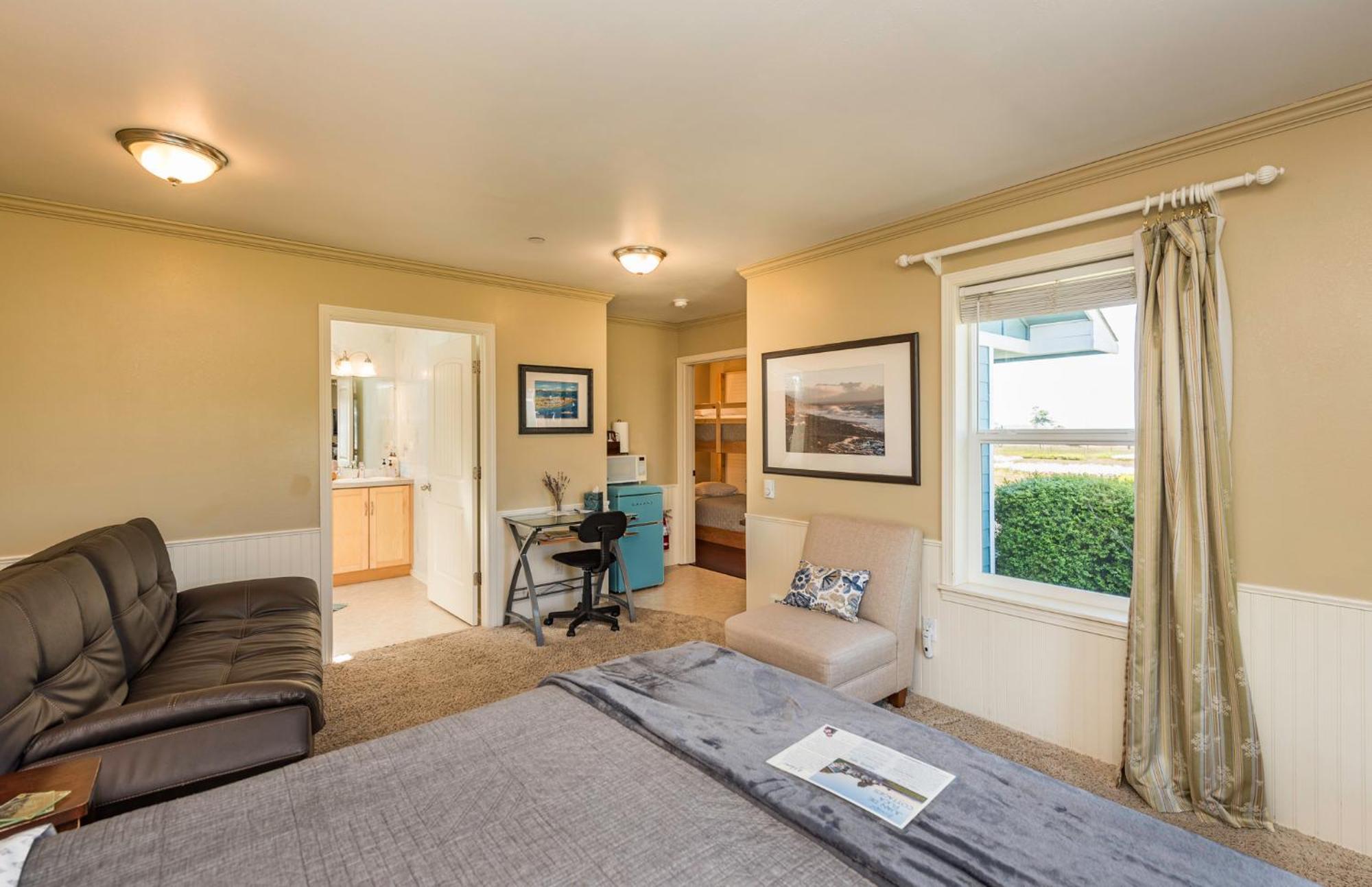 Juan De Fuca Waterfront Hotel & Cottages Sequim Eksteriør bilde